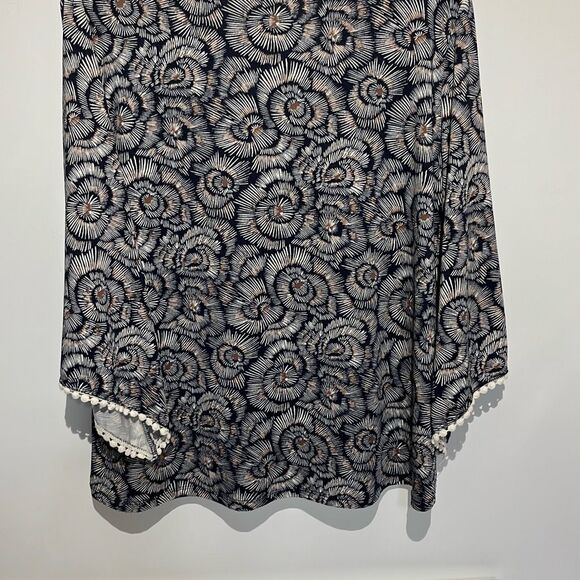 Sweet Clarity Women's Multicolor Floral V-Neck Batwing Sleeve Blouse Size XL - Picture 8 of 11